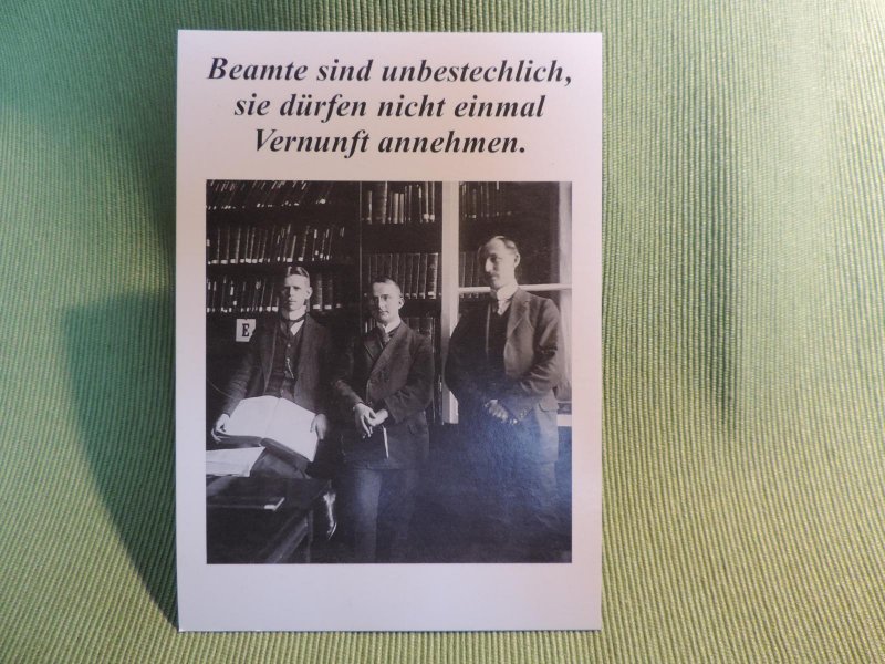 Postkarte Beamte